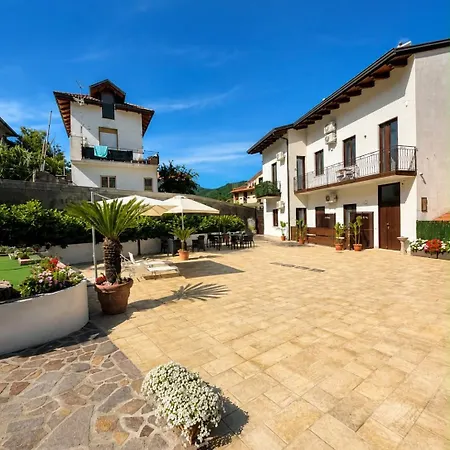 Maison d'hôtes Carlo's Luxury 3*