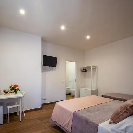 Carlo's Luxury Guest house 3*